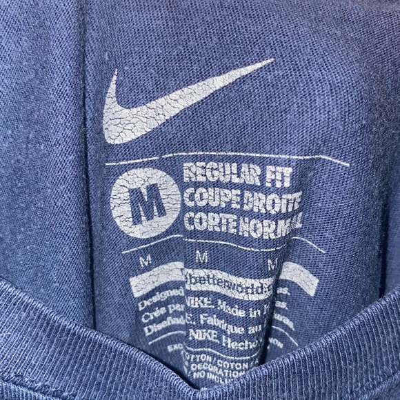 Nike size medium blue - Picture 3 of 3